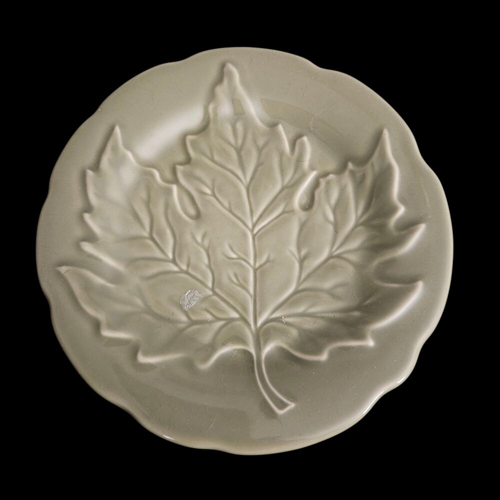 Longaberger Pottery Maple Leaf Plate Green Embossed USA